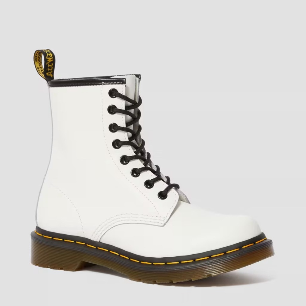 Dr. Martens 1460 Women’s Smooth Leather Lace Up Boots White Size 8